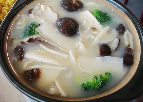 2,豆苗蘑菇汤