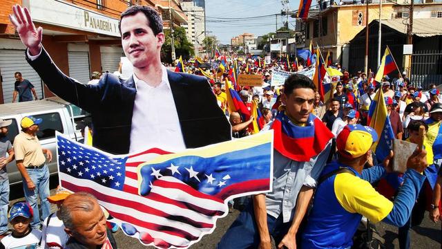 瓜伊多一伙支持者入侵委内瑞拉驻巴西大使馆