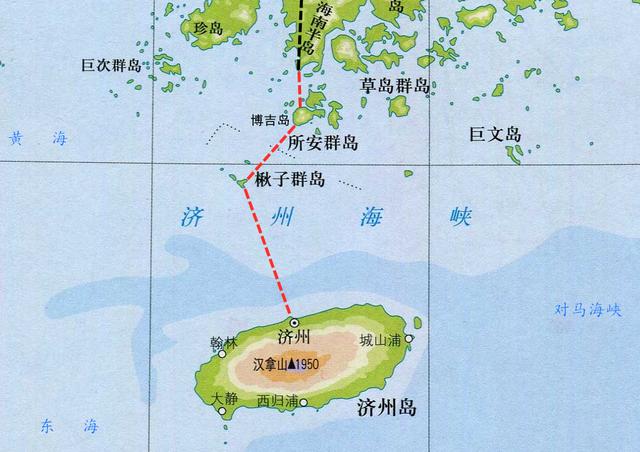 从地理位置上讲,济州岛位于黄海和东海的交叉点,距离中国长三角