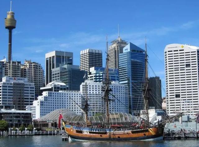 悉尼十大著名旅游景点, 悉尼歌剧院是世界上最著名的建筑之一,也是