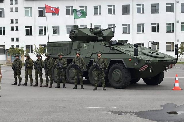 立陶宛采购大批德国装甲车,却装上以色列遥控炮塔