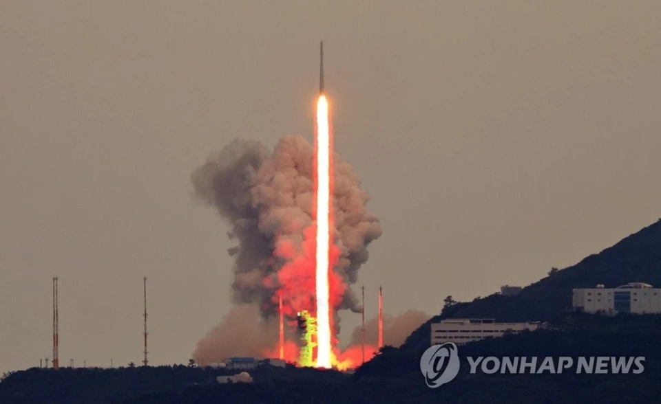 韩国公布“天下”号火箭第三次发射成功，尹锡悦：韩国已是航天强国 第1张图片