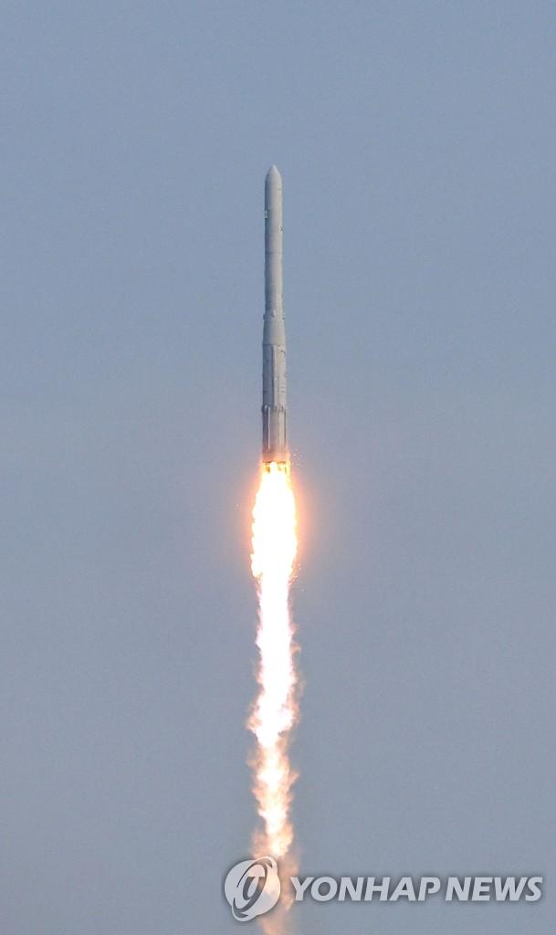 韩国公布“天下”号火箭第三次发射获得成功，尹锡悦：韩国已是航天强国 第2张图片
