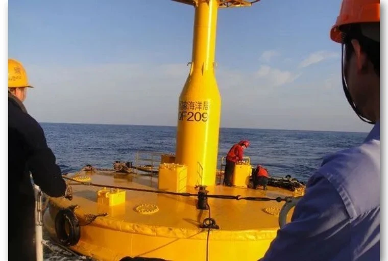 日媒：在钓鱼岛海域设备“直径10米”牢固浮标，日本向中方抗议 第3张图片