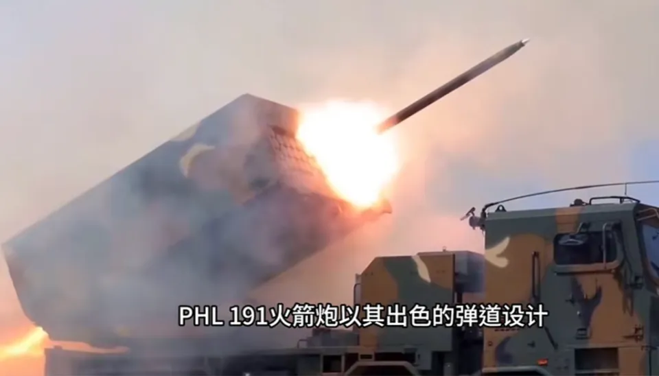 中国远火震动全球 射程500千米是致命威胁 全台都在火力冲击范围 第2张图片