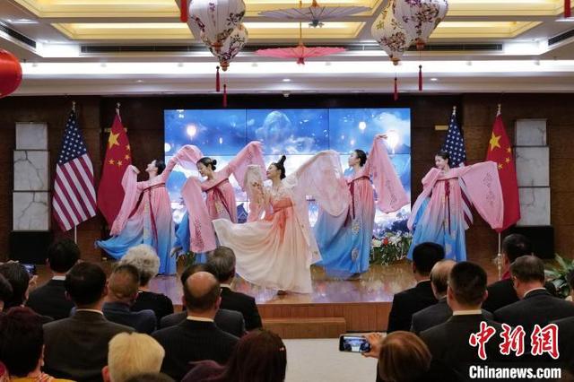 中国驻纽约总领馆举行2024年侨学界春节招待会 第2张图片