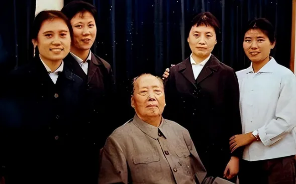 张玉凤晚年接管采访，流露国家最高机密：毛主席晚年脑筋很苏醒 第12张图片