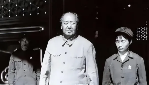 张玉凤晚年接管采访，流露国家最高机密：毛主席晚年脑筋很苏醒 第16张图片