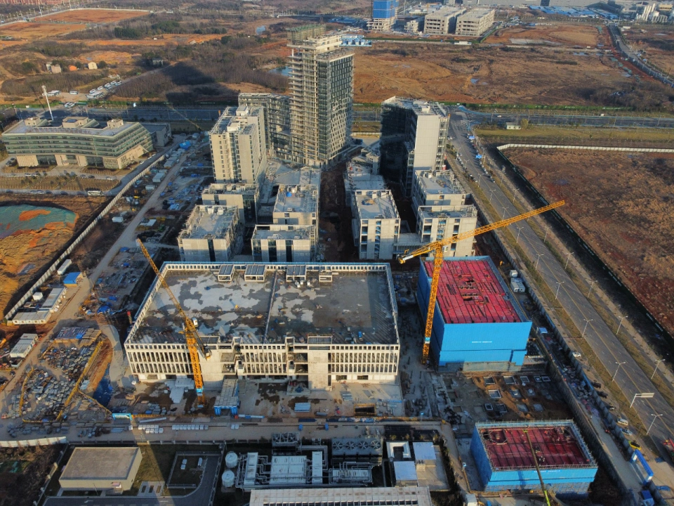 武汉新城重点项目施工忙 第1张图片